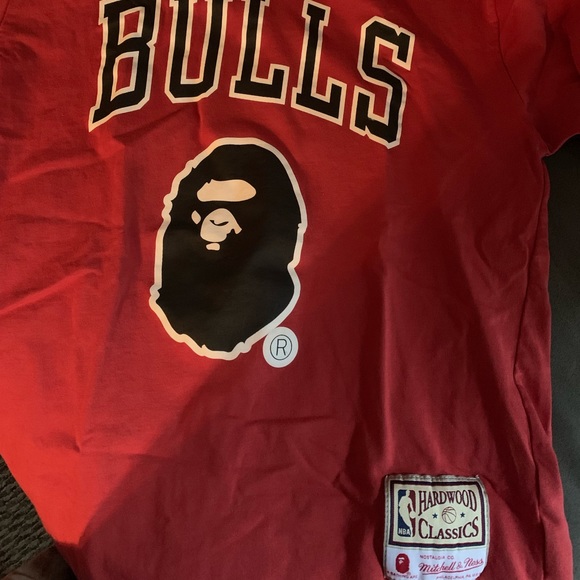 Bape x Mitchell & Ness bulls tee - Picture 1 of 6